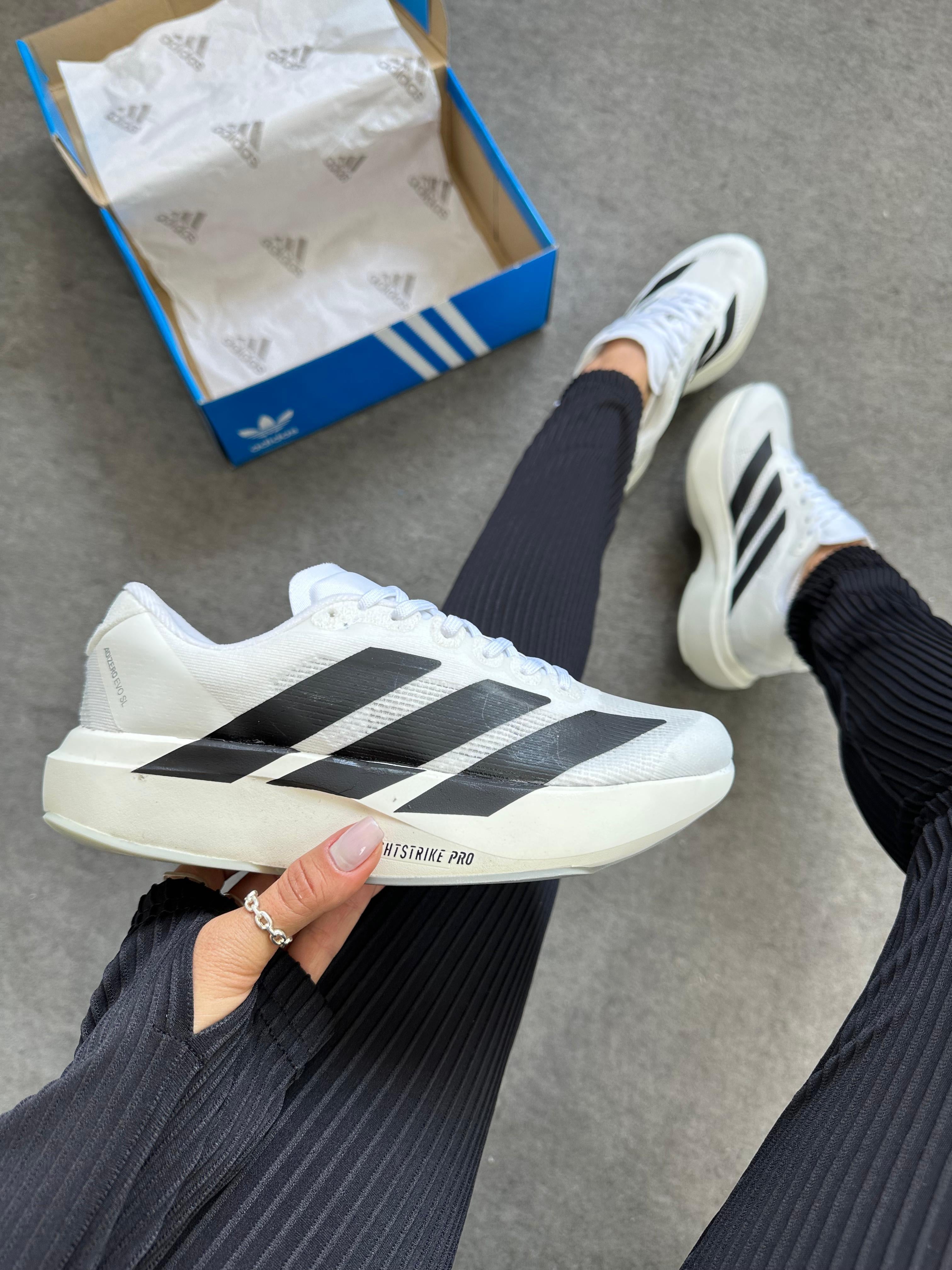 ADIDAS ADIZERO